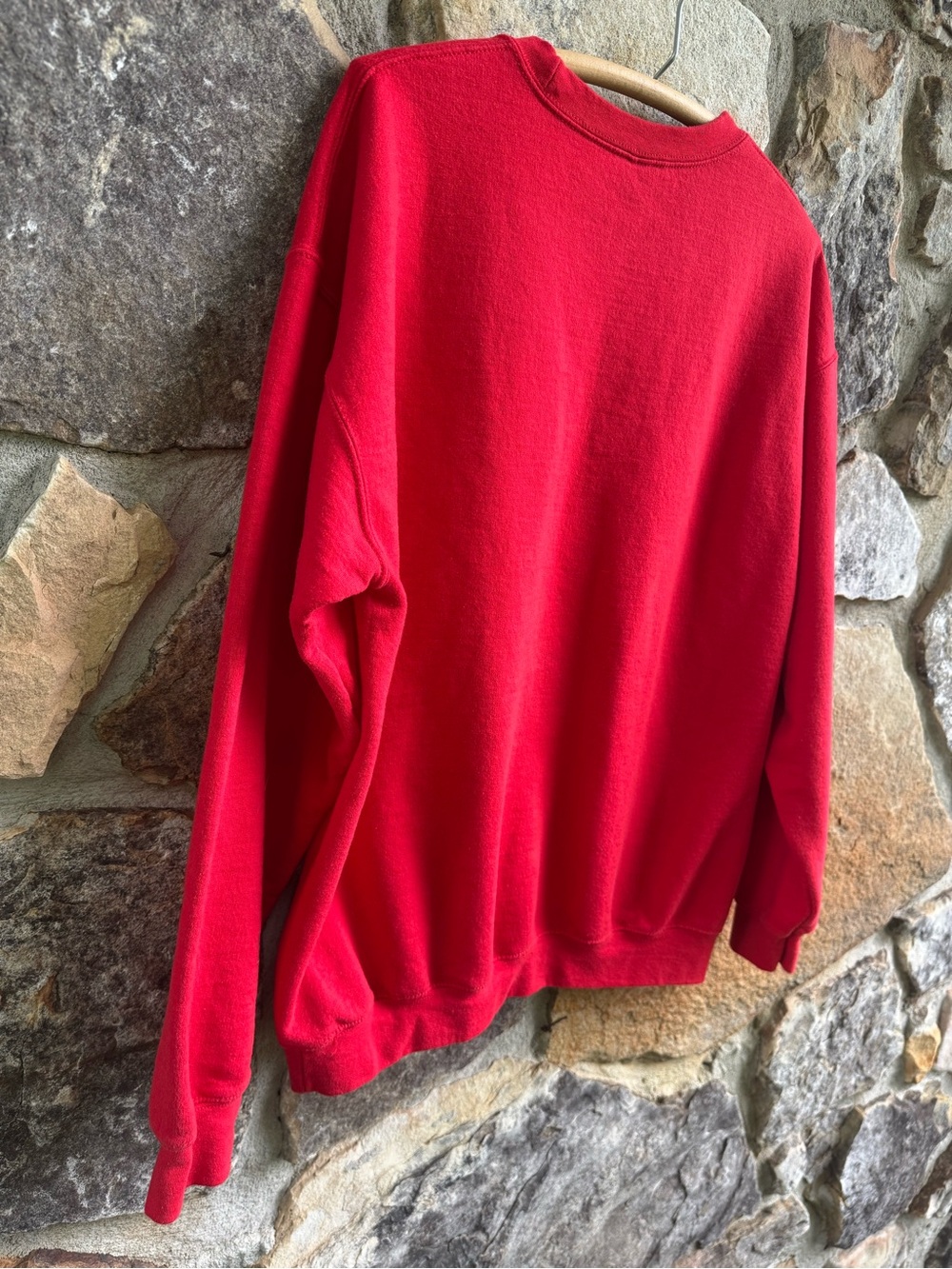 Coca-Cola Red Crewneck Sweatshirt with Polar Bear Graphic Medium Oversized - Picture 7 of 9